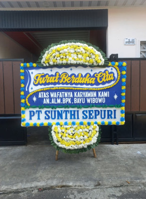 Papan Bunga Duka di Adian Koting